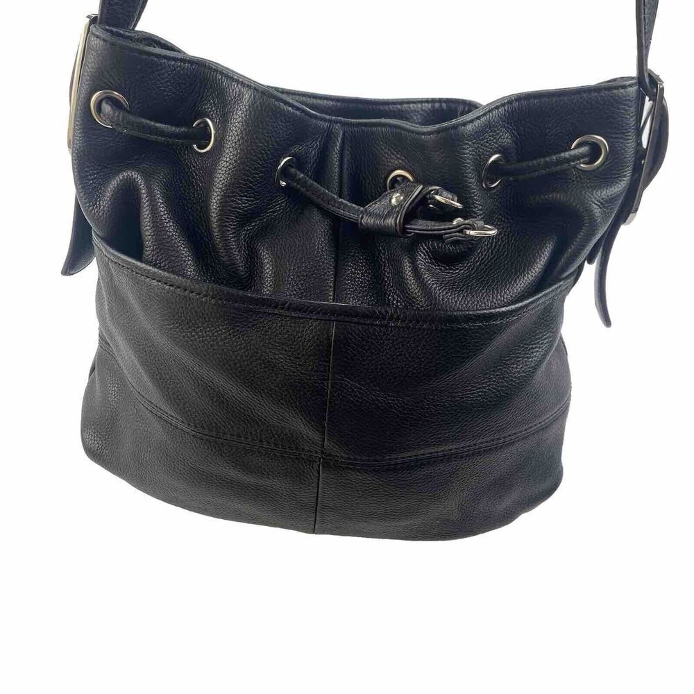 Tignanello Black Pebble Leather Shoulder Satchel Bag Purse Women’s Magnetic